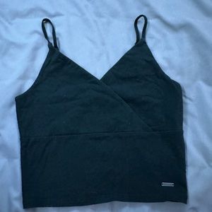 Cross cross front cropped tank top